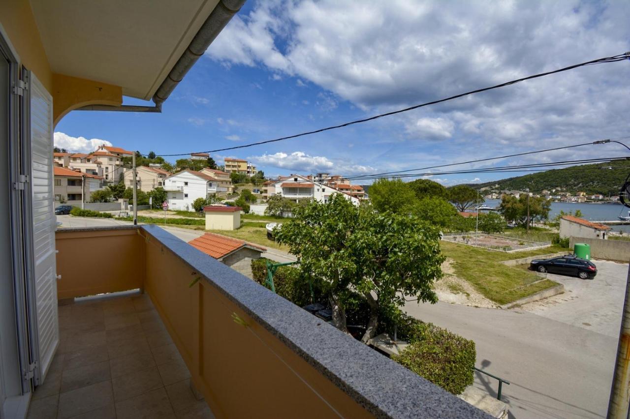 Apartmani Zlata Supetarska Draga Exterior foto